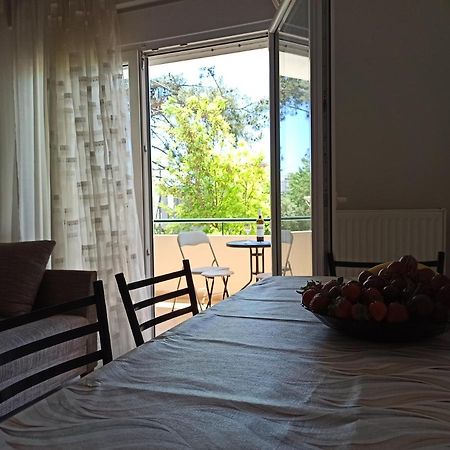 1 Bedroom Apartment In Nea Kallikrateia ภายนอก รูปภาพ