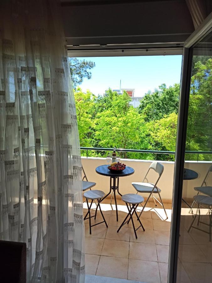 1 Bedroom Apartment In Nea Kallikrateia ภายนอก รูปภาพ
