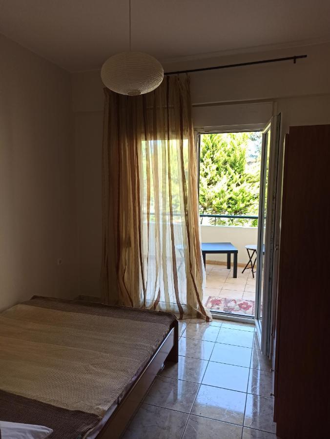 1 Bedroom Apartment In Nea Kallikrateia ภายนอก รูปภาพ